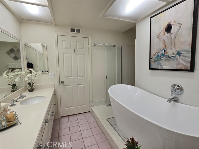 Detail Gallery Image 2 of 12 For 37 Cottonwood, Rolling Hills Estates,  CA 90274 - 3 Beds | 3 Baths