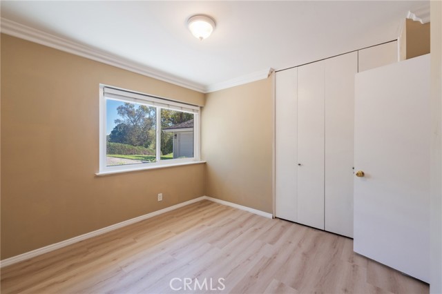 27945 Alvarez photo 30