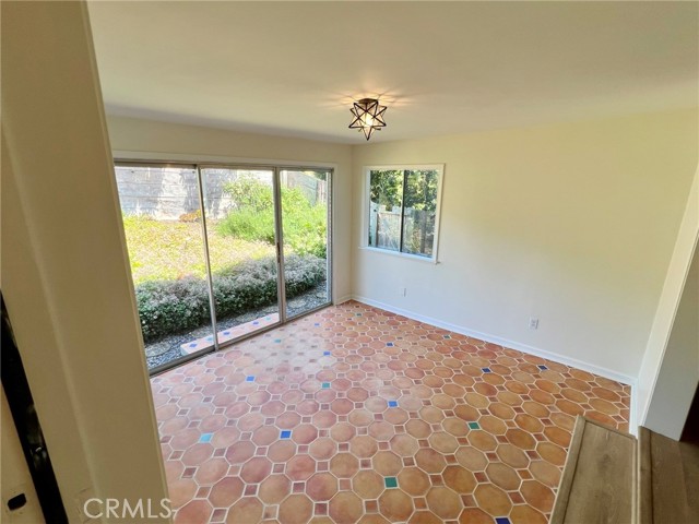 Detail Gallery Image 18 of 35 For 1950 Oxford Ave, Cambria,  CA 93428 - 3 Beds | 2 Baths
