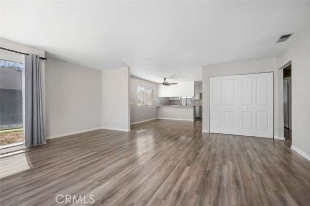 6258 Avenue Juan Diaz, Jurupa Valley CA: https://media.crmls.org/medias/6847d6ab-95c4-4c1d-a93d-67984bd0a566.jpg
