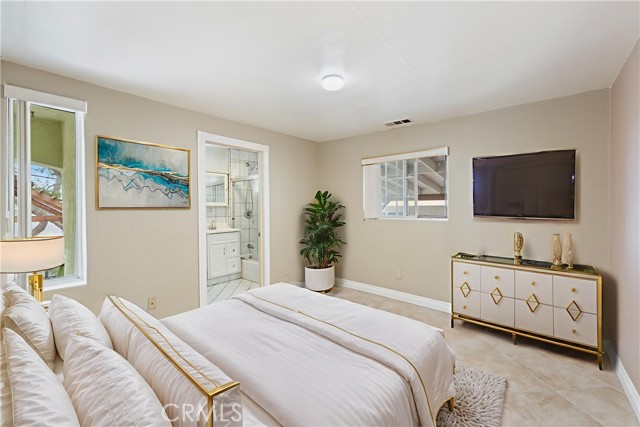 2516 Alcazar Street, Los Angeles CA: https://media.crmls.org/medias/684853f4-8cc5-467f-a661-39941754ffb8.jpg