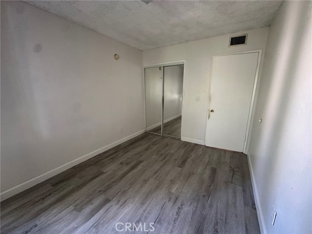 Detail Gallery Image 19 of 28 For 18512 #E Mayall, Northridge,  CA 91324 - 4 Beds | 3 Baths