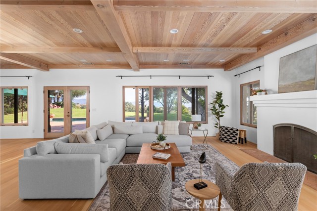 3595 Oak Trail Rd, Santa Ynez CA: https://media.crmls.org/medias/68492b61-05ac-4d15-8bf1-9ba84490e89b.jpg