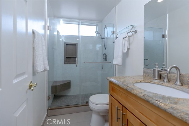 Detail Gallery Image 15 of 26 For 4042 Liberty Avenue #4,  La Crescenta,  CA 91214 - 2 Beds | 2 Baths