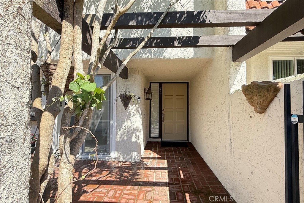 MLS #PV25178890 image #1