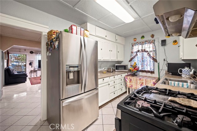 Detail Gallery Image 10 of 41 For 818 W 65th, Los Angeles,  CA 90044 - – Beds | – Baths