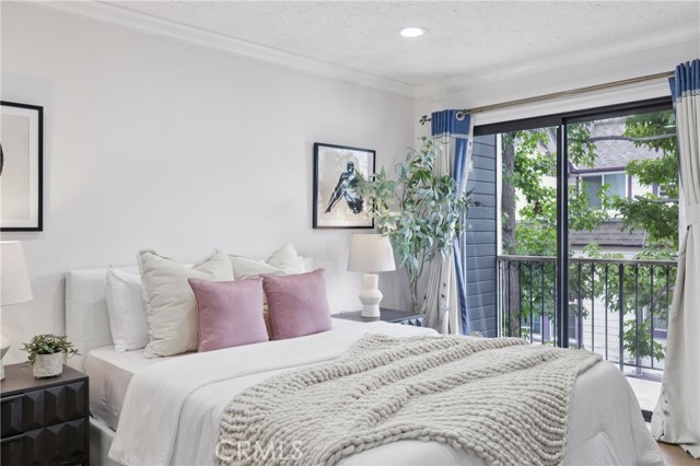 Detail Gallery Image 19 of 30 For 434 S Los Robles Ave #4,  Pasadena,  CA 91101 - 2 Beds | 3 Baths