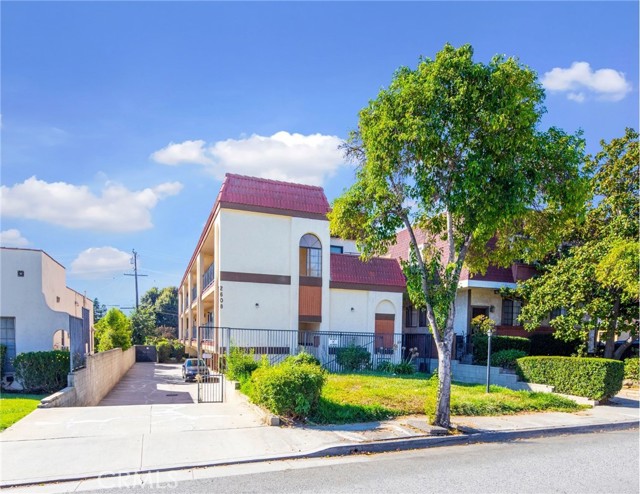 2608 West Alhambra Road photo 33