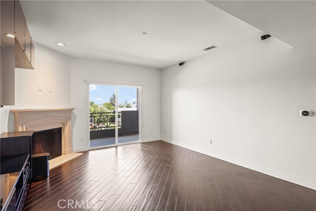Detail Gallery Image 10 of 41 For 4424 Whitsett Ave #307,  Studio City,  CA 91604 - 2 Beds | 2 Baths