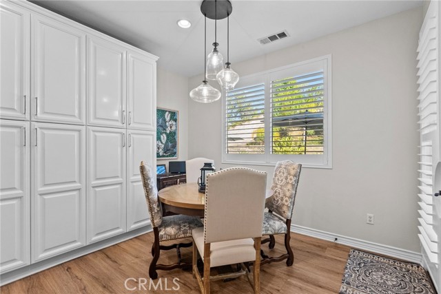 Detail Gallery Image 26 of 67 For 890 Lindamere, Simi Valley,  CA 93065 - 5 Beds | 4/1 Baths