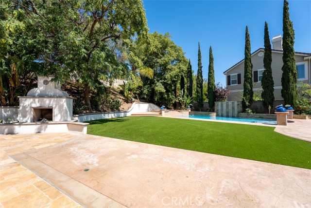 18665 Seabiscuit Run, Yorba Linda CA: https://media.crmls.org/medias/684bd148-11f6-4d0a-aab1-5255a7ad754f.jpg