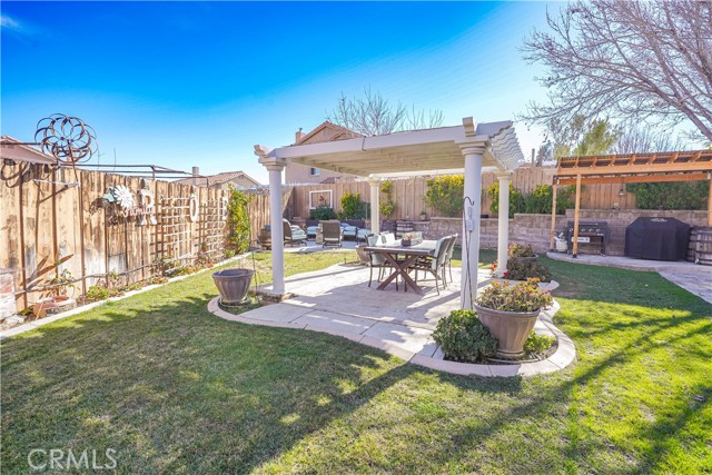 Detail Gallery Image 30 of 32 For 12206 San Ysidro St., Victorville,  CA 92392 - 4 Beds | 3 Baths