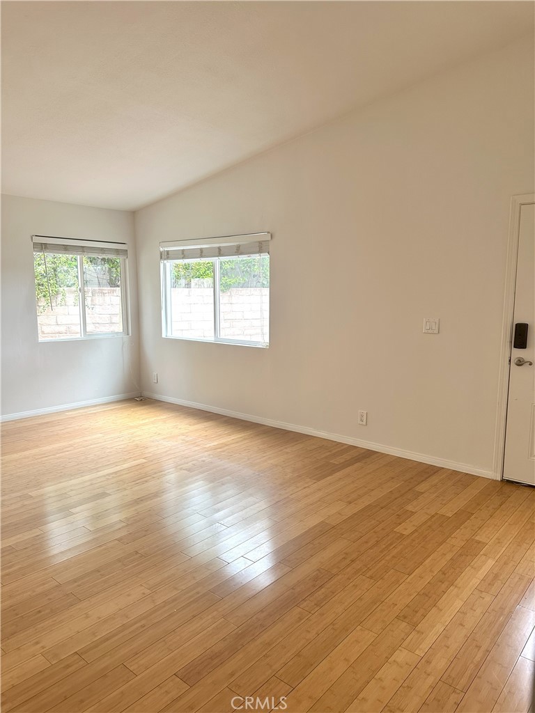 MLS #SR25183513 img 3