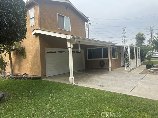 Detail Gallery Image 2 of 44 For 9943 Cedardale Dr, Santa Fe Springs,  CA 90670 - 6 Beds | 3 Baths