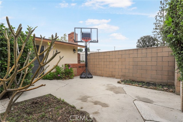 Detail Gallery Image 25 of 28 For 1008 Newhill St, Glendora,  CA 91741 - 3 Beds | 2 Baths