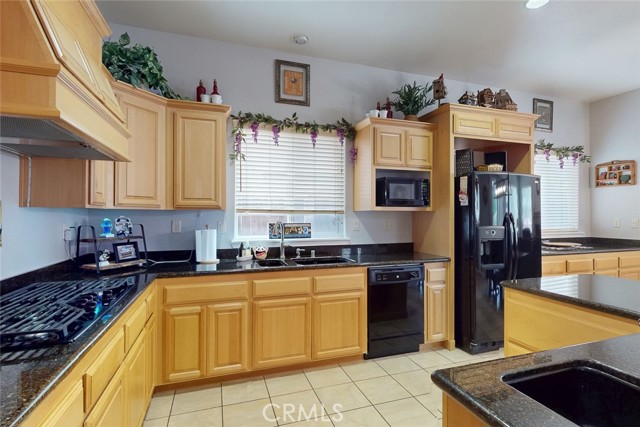 Detail Gallery Image 18 of 49 For 1661 Rio Vista, Yuba City,  CA 95993 - 4 Beds | 3 Baths