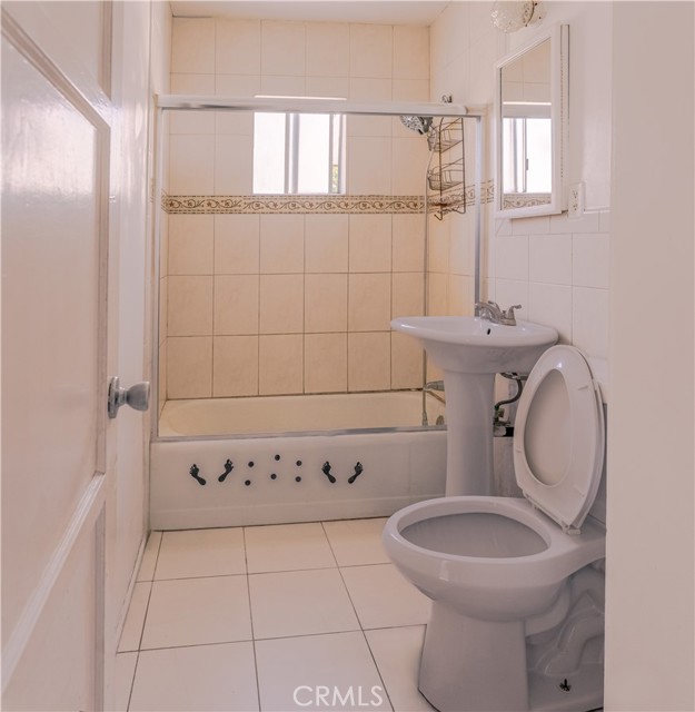 503 Camino De Teodoro, Walnut CA: https://media.crmls.org/medias/684e8519-b8f7-403a-ad2e-d6125f5e8776.jpg