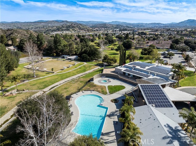 Detail Gallery Image 31 of 34 For 26838 -C Avenue of the Oaks #C,  Newhall,  CA 91321 - 2 Beds | 2 Baths