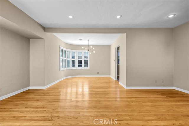 425 North Griffith Park photo 10