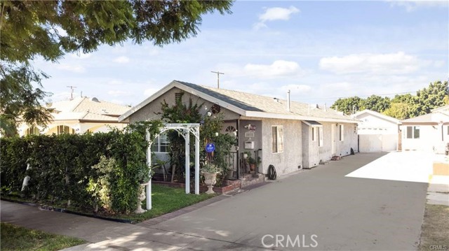 Front Image Thumbnail for CRDW26149437