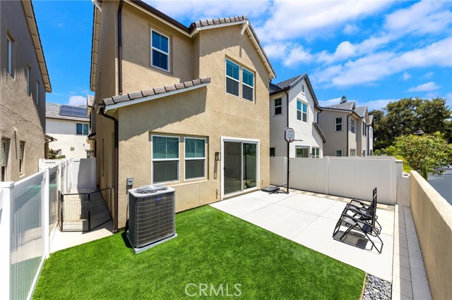 27 Miren Pl, Arcadia CA: https://media.crmls.org/medias/684f55ec-54d1-4a82-8578-7fb2609eca1c.jpg