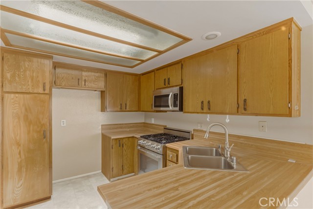 Detail Gallery Image 10 of 26 For 6348 Swallow, Ventura,  CA 93003 - 3 Beds | 2 Baths