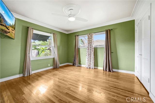 9827 Estrella Avenue, Temple City CA: https://media.crmls.org/medias/684fd017-311e-4f25-a2e1-f212a8920d17.jpg