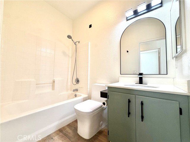 Detail Gallery Image 20 of 43 For 8182 Bon View Dr, Riverside,  CA 92508 - 5 Beds | 3 Baths