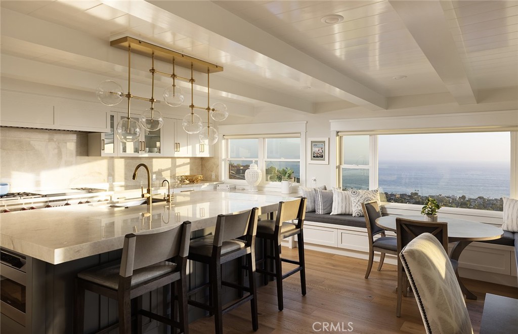 905 Canyon View Drive