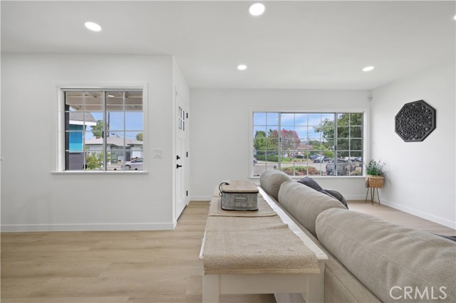 3565 Lashbrook Ave, Rosemead CA: https://media.crmls.org/medias/6851574b-ae76-4d2b-aead-3122ac148837.jpg