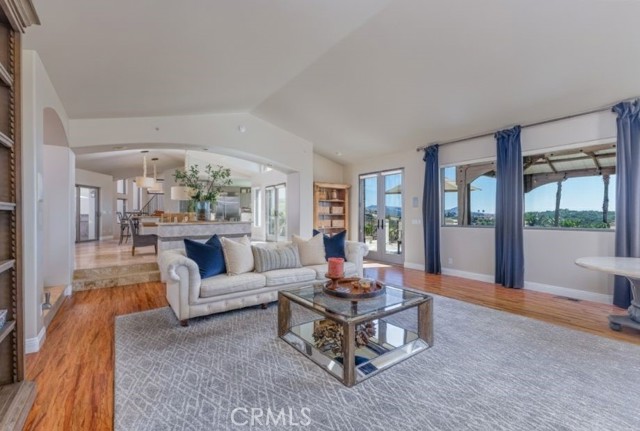 515 Windermere Lane, Arroyo Grande CA: https://media.crmls.org/medias/685168a6-f1a9-4b9e-ba9e-613302d68b0d.jpg