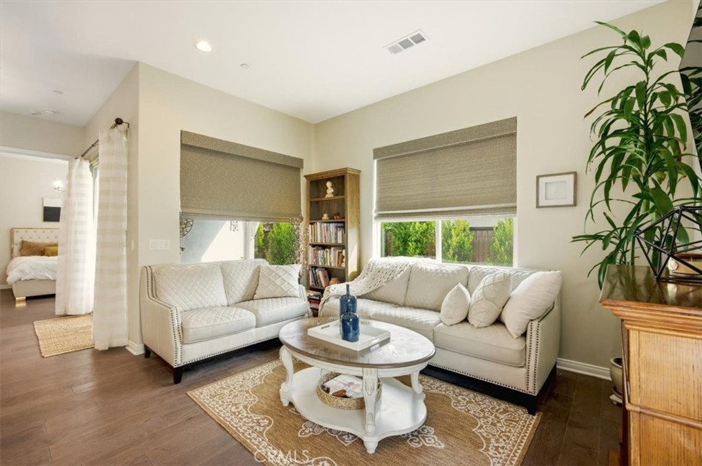 MLS #OC25225065 image #16