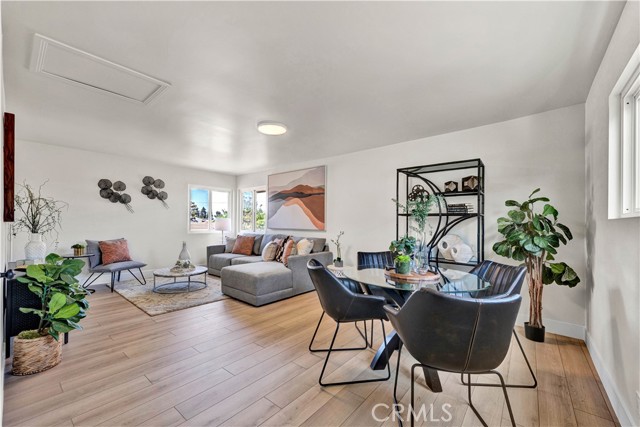 16761 Montclair Lane, Huntington Beach CA: https://media.crmls.org/medias/685256a1-3766-4ab1-b5c3-1cae4da21a2e.jpg