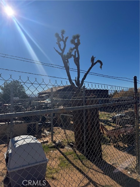 Detail Gallery Image 37 of 49 For 14423 Lynn, Apple Valley,  CA 92307 - 1 Beds | 1 Baths