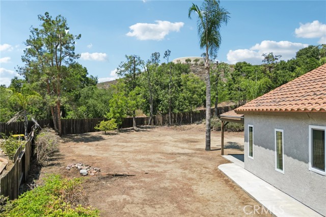 24318 Via Las Junitas, Murrieta CA: https://media.crmls.org/medias/6852dc38-83f9-42bf-9948-f008714da2bd.jpg