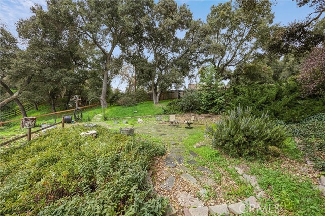 5500 Valentina, Atascadero CA: https://media.crmls.org/medias/68539c74-535c-4cbc-ae79-194f4cb14548.jpg