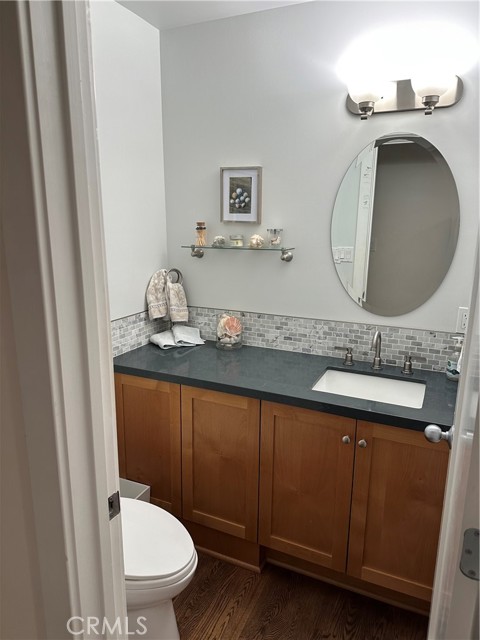 305 Kansas Street, El Segundo CA: https://media.crmls.org/medias/6853abb2-56dd-49cb-b994-e89291c35f7b.jpg