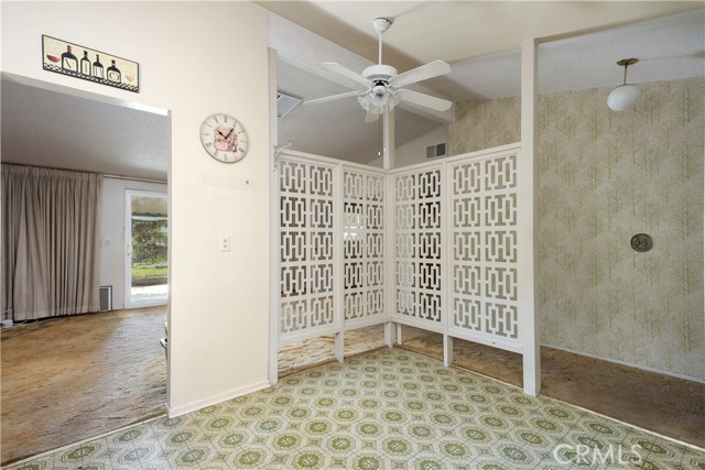 Detail Gallery Image 8 of 24 For 12902 Chippewa, Sylmar,  CA 91342 - 4 Beds | 2 Baths