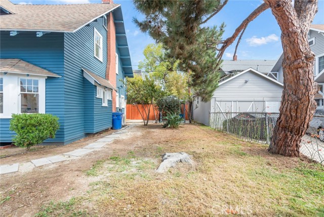 Detail Gallery Image 39 of 44 For 1720 S Kingsley, Los Angeles,  CA 90006 - 4 Beds | 3 Baths