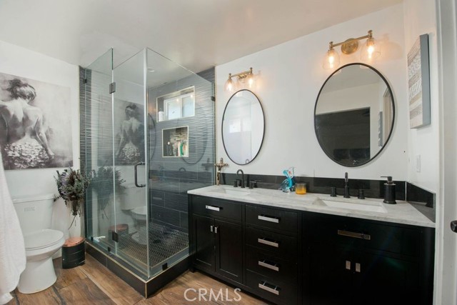 Detail Gallery Image 22 of 49 For 2057 Woodglen St, Simi Valley,  CA 93065 - 4 Beds | 2/1 Baths