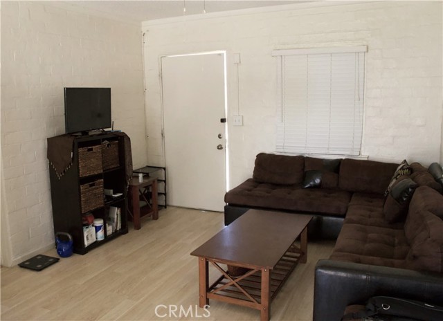 73514 Desert Trail Drive, 29 Palms CA: https://media.crmls.org/medias/6854f6a3-60dd-4e4e-a7d4-5c156d2b4c85.jpg