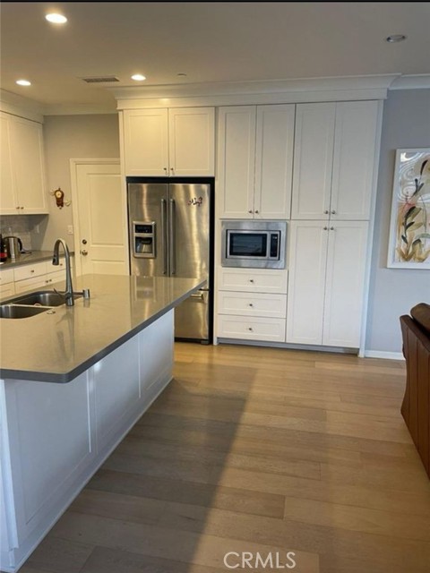 Detail Gallery Image 3 of 9 For 245 Rodeo, Irvine,  CA 92602 - 3 Beds | 2/1 Baths