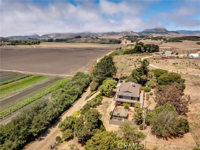2030 Sombrero Drive, Los Osos CA: https://media.crmls.org/medias/685612fa-3ffc-4693-83b6-922a6e53c139.jpg