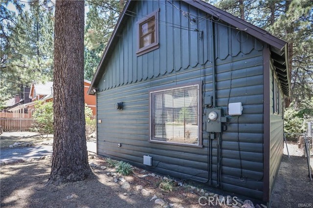 Detail Gallery Image 30 of 30 For 610 Eureka Dr, Big Bear Lake,  CA 92315 - 2 Beds | 1 Baths