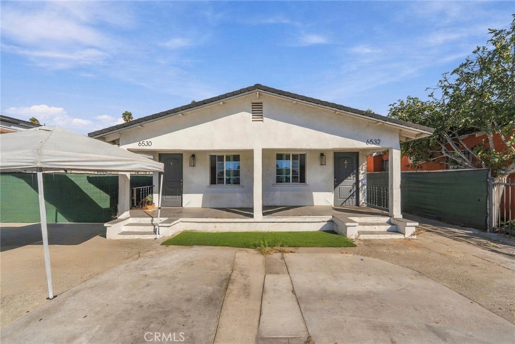 Triplex at 6530 Denver
