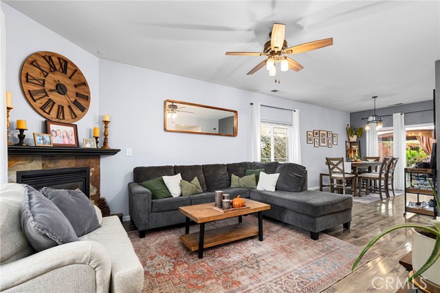 Detail Gallery Image 11 of 46 For 2637 Ceanothus Ave, Chico,  CA 95973 - 3 Beds | 2/1 Baths