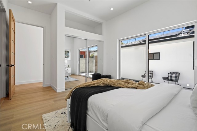 Detail Gallery Image 14 of 45 For 3876 Roxton Ave, Los Angeles,  CA 90008 - 5 Beds | 4/1 Baths