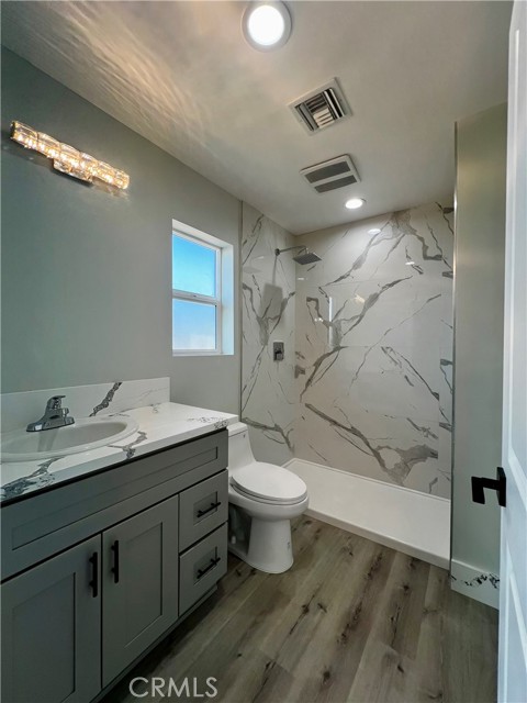 10165 E Avenue S10, Littlerock CA: https://media.crmls.org/medias/685837da-f17f-45a9-ad8d-5da73ea64ef3.jpg