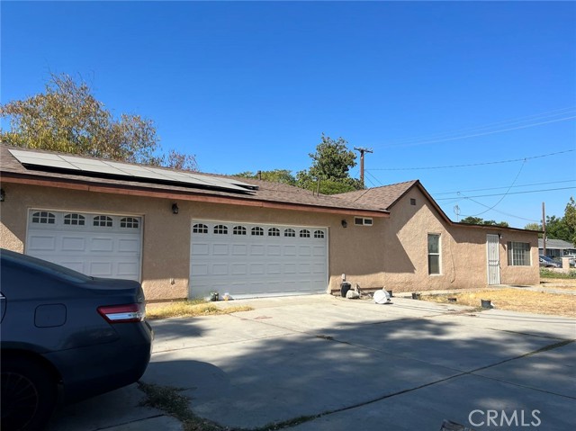 Detail Gallery Image 2 of 26 For 8636 Cypress Ave, Fontana,  CA 92335 - 4 Beds | 3 Baths