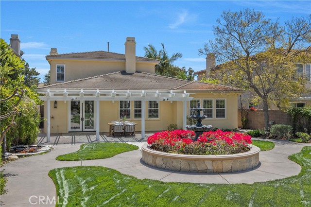 9 Whitford, Irvine CA: https://media.crmls.org/medias/6859b343-4d05-4d15-889b-c7b0706df133.jpg